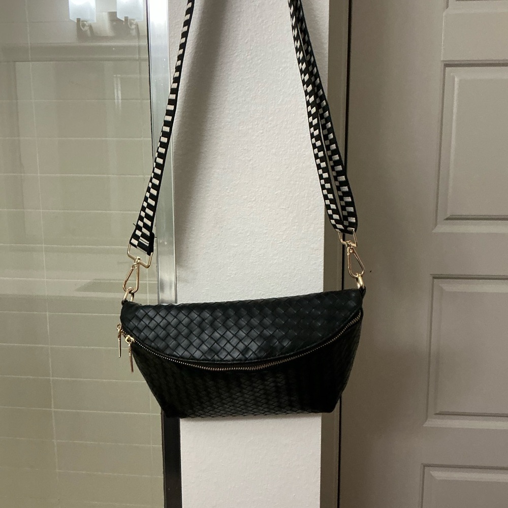 Rory Oversized Belt Bag - Versatile Design with Adjustable Straps,